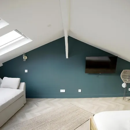Relish Baguette In Light-filled Duplex Appartamento